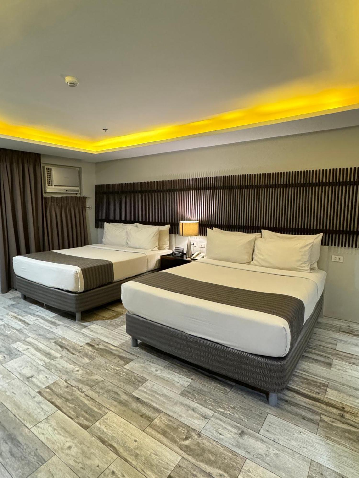 1A Express Hotel Cagayan de Oro Exterior foto